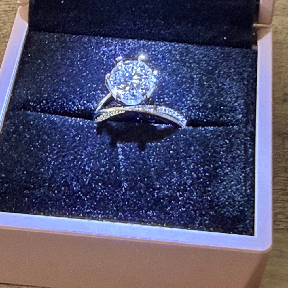 Stunna Lady 3CT Paradise Bird Moissanite Ring